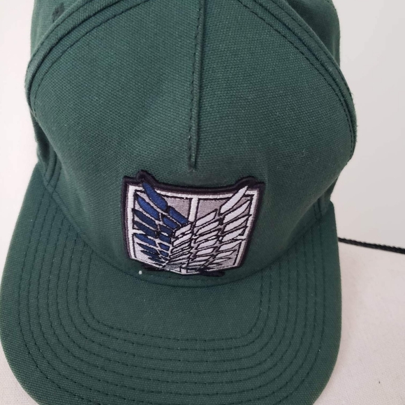 Attack on Titan green hat - Picture 2 of 6